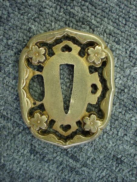 海軍刀　鍔 大日本帝国 赤銅地 海軍 軍刀 鍔 刀装具 サイズ縦7.6横6.8厚み